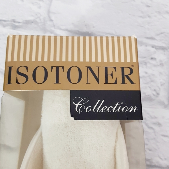 Isotoner collection quilted satin slippers - Picture 6 of 11